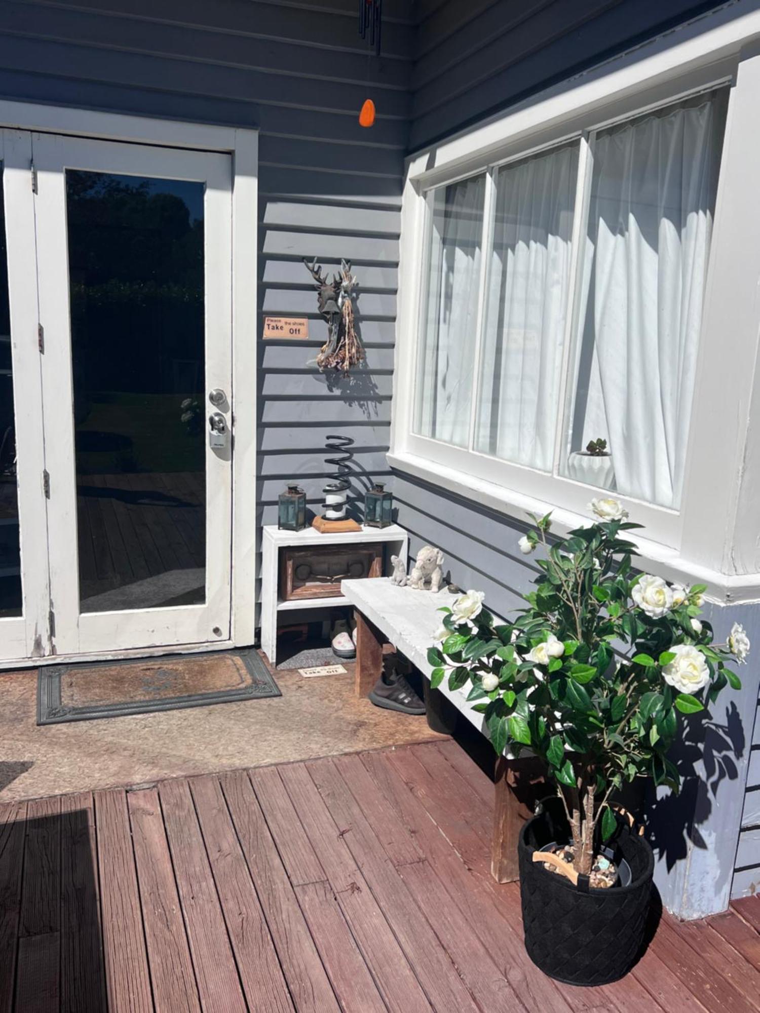 Gorgeous Villa, 7 Minutes From Airport Christchurch Exteriör bild